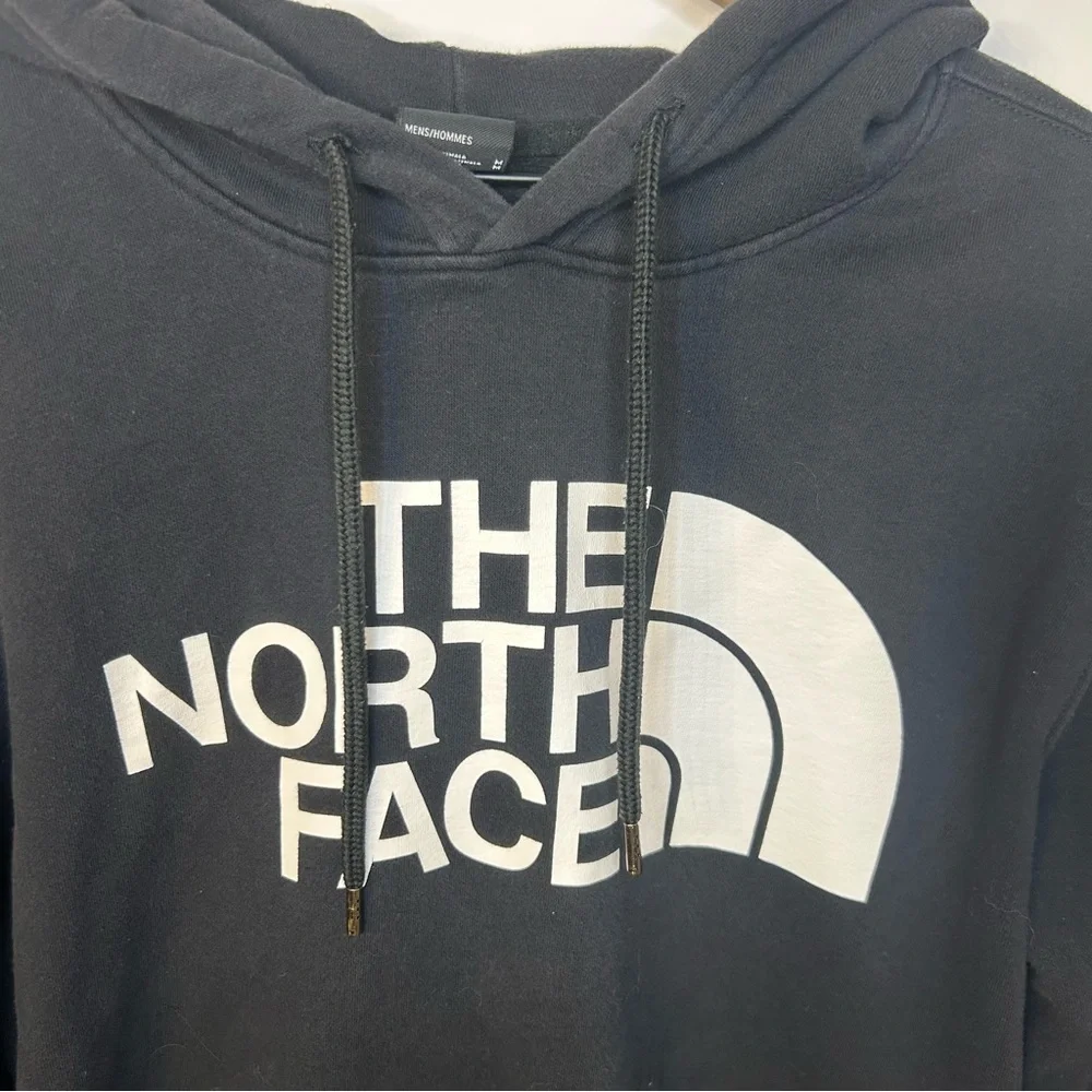 The North Face Men’s Black Half Dome Hoodie, Size Medium